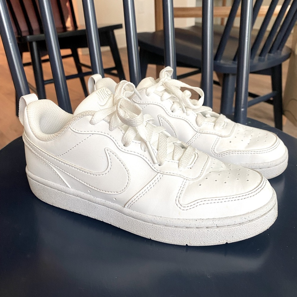 Nike Kids' Grade School Court Borough Low Recraft Shoes 4.5Y